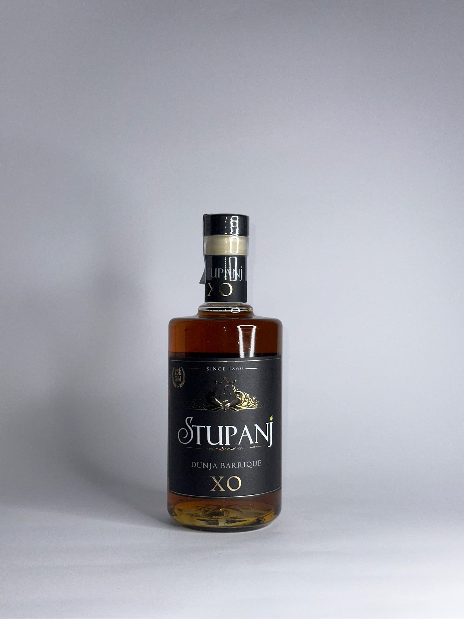 Dunjevača odležala u hrastovim buradima