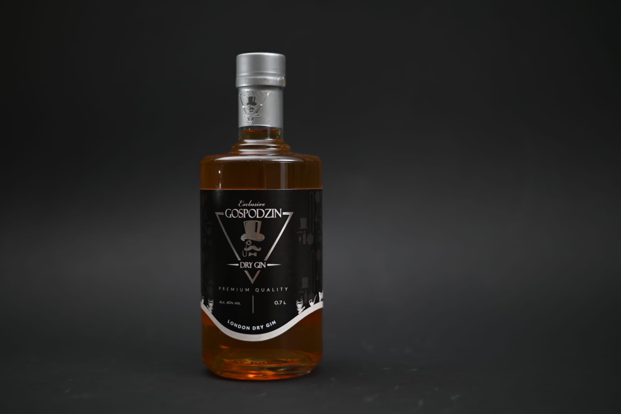 barik džin odležao u hrastovim buradima