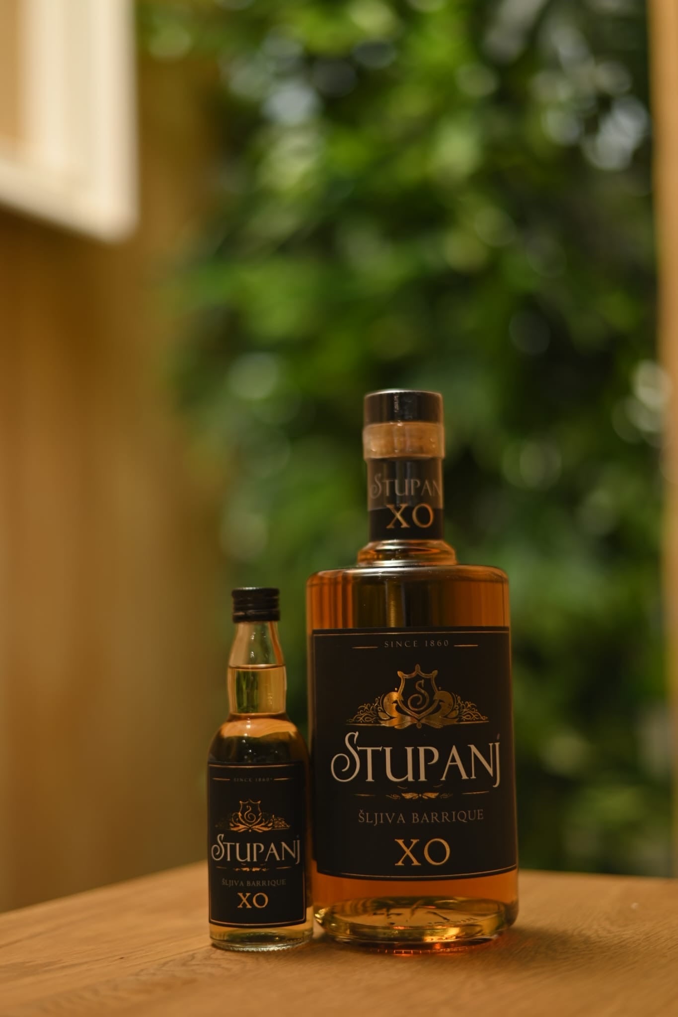 Stupanj šljivovica odležala u hrastovom buretu